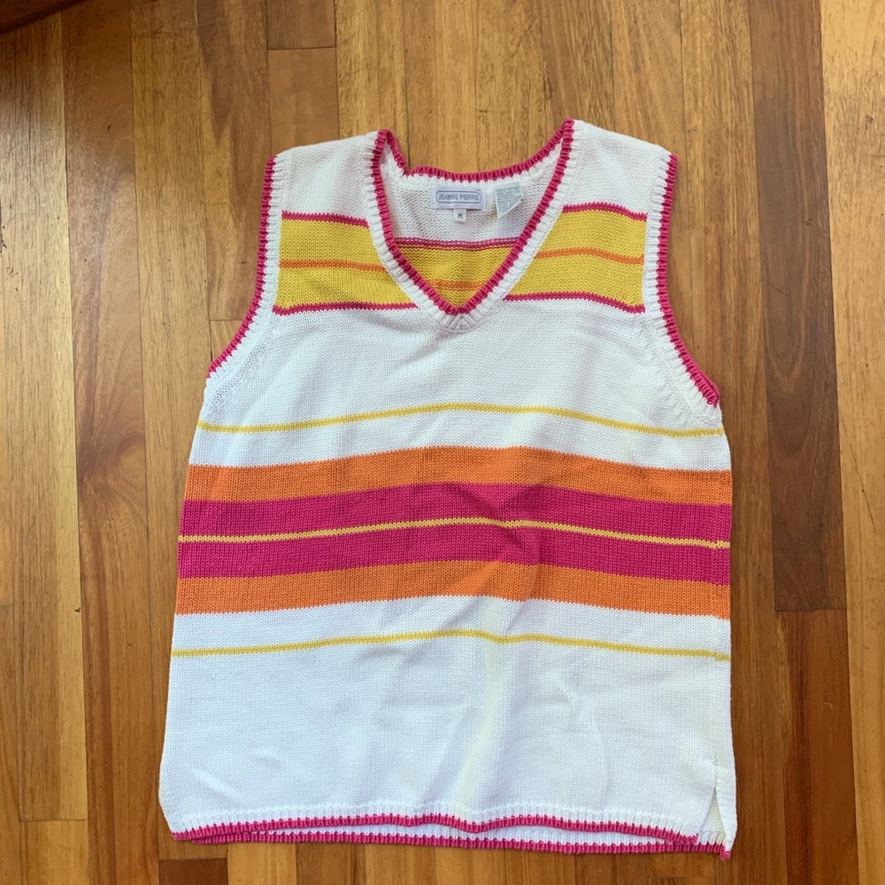 5 for $25 Jeannie Pierre sleeveless sweater